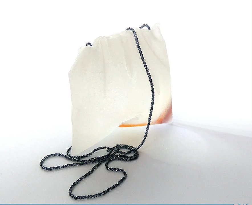 Marcin tymiński naszyjnik: bursztyn bałtycki, polimer syntetyczny, srebro