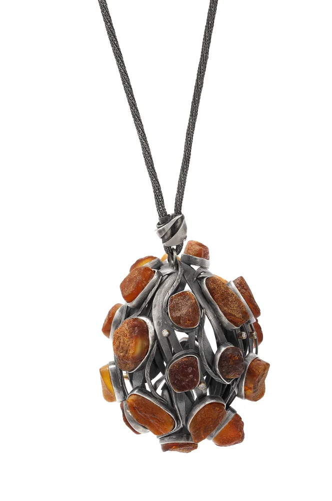 Biżuteria doroty ceneckiej. fot. umg