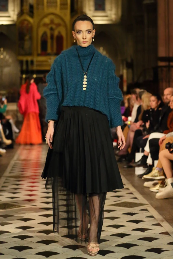 Galeria swetra i magdalena arłukiewicz (moda) & aleksander gliwiński (biżuteria). fot. atze pictures