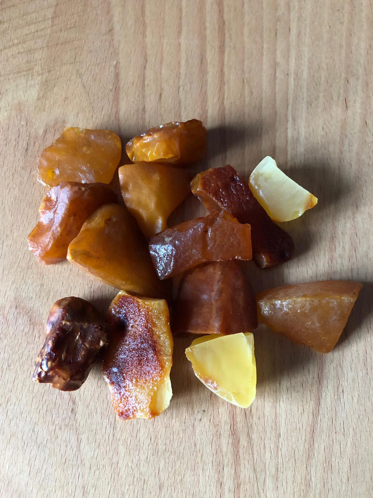 Bursztyn pozyskany w trakcie rozpoznania złoża na lubelszczyźnie. fot. white amber