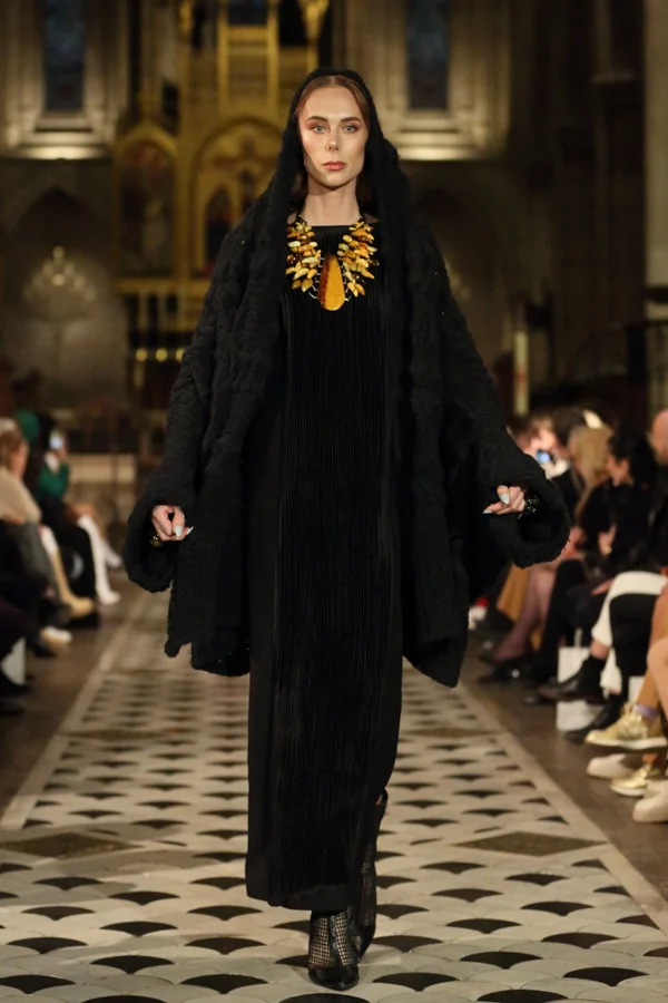 Galeria swetra i magdalena arłukiewicz (moda) & aleksander gliwiński (biżuteria). fot. atze pictures