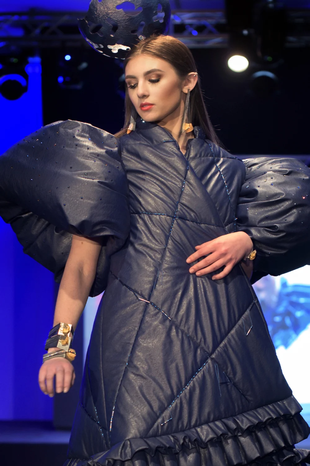 Polki folki moda: adrian lewandowski, biżuteria: marcin bogusław. fot. anna rygielska