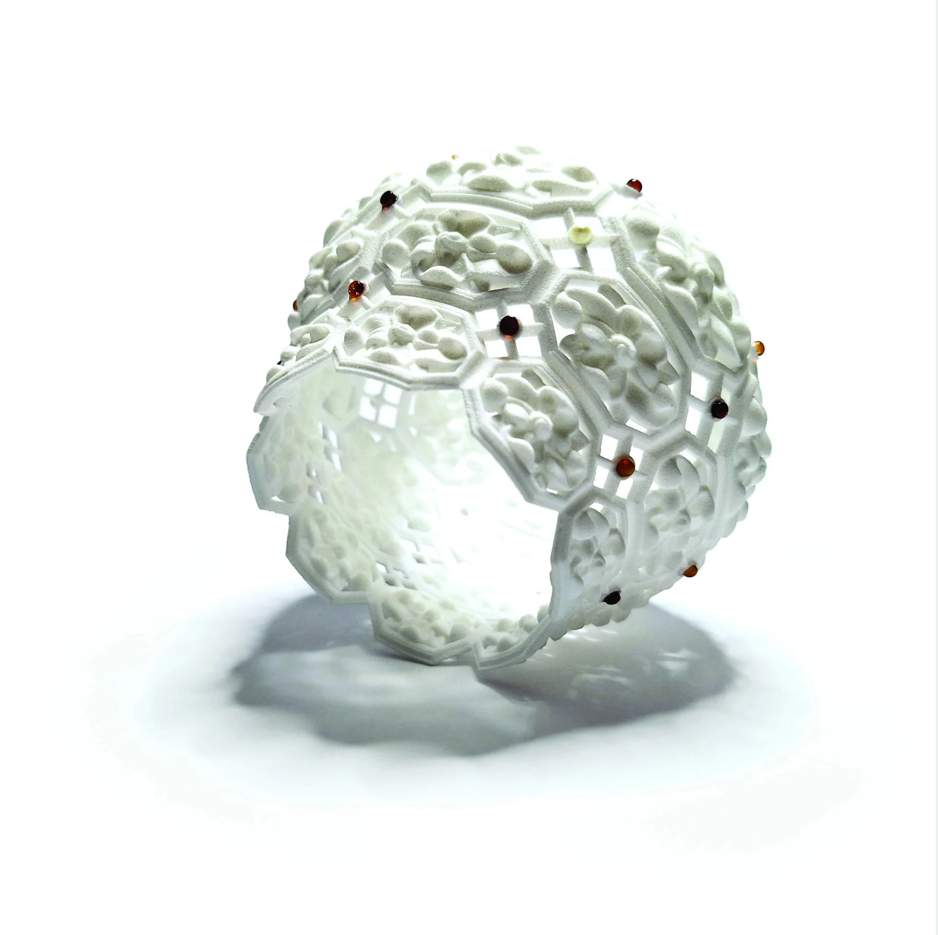 Baltic amber 2024 > other criteria: marta hryc