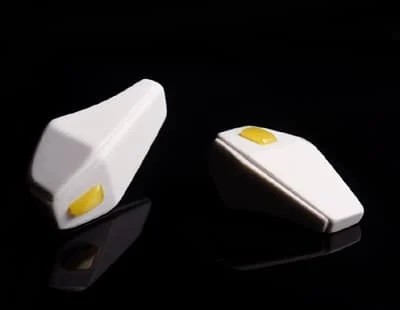 Michał Biliński, pilot samochodowy (prototyp); bursztyn bałtycki,corian