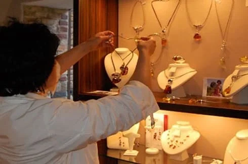 Bursztyn już dawno przestał być tanią pamiątką z nad morza