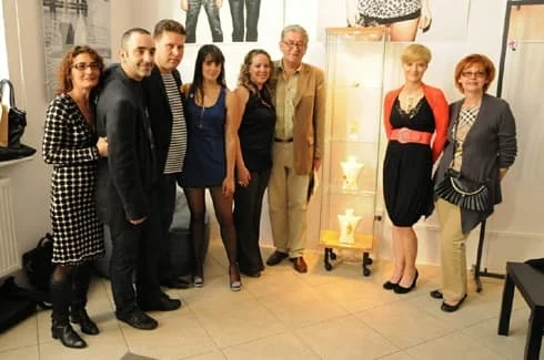 Hiszpańscy projektanci w towarzystwie Moniki Richardson, Barbary i Zbigniewa Strzelczyków oraz Roberta Pytlosa