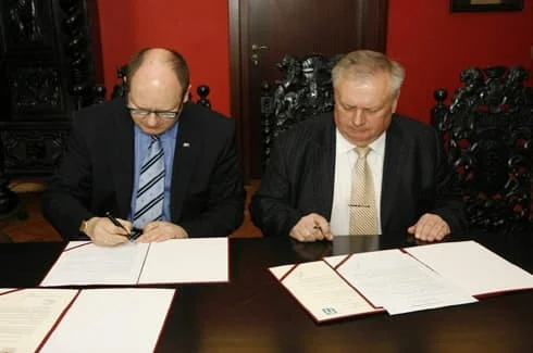 Prezydent Gdańska Paweł Adamowicz i mer Równego Wołodomyr Homko