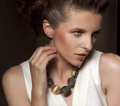 Biżuteria: A2 Studio Biżuterii, moda: Madonna