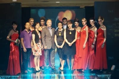 561af1deac8d5a5b87657b519639ad36 0c8