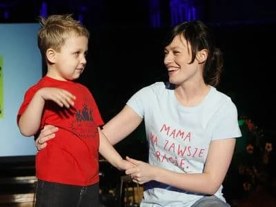 Aktorka "kocha pomagać"