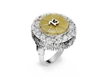 Martyna Nierzwicka: pierścionek "Tort" - 1. miejsce w kategorii jubiorzy