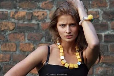 72e066d9abc6a10033f6a9299f47248a 71d