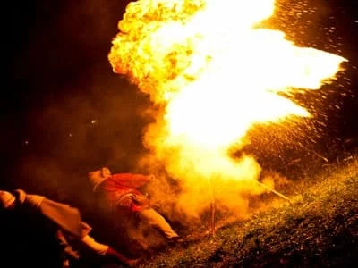 Bursztynowy fireshow w wykonaniu Eryka Popkiewicza