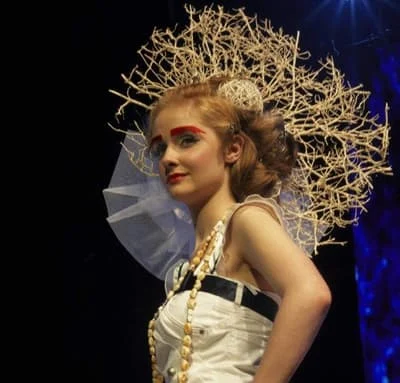 Pokaz mody Joli Słomy & Mirka Trymbulaka i biżuterii Danuty Kruczkowskiej - Pomerańcha (Gala Mody i Bursztynu Amberif 2010)