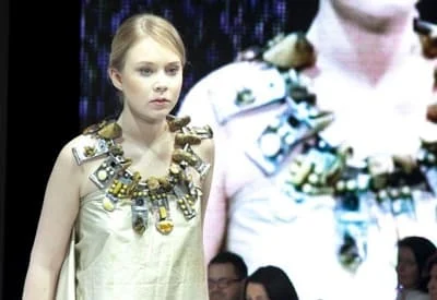 9bdc2481e2ceb26bfd5eb52f9576d31d 372