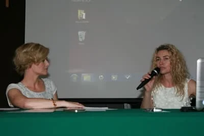 Ambasadorki Bursztynu opowiadały i swoich wrażeniach z podróży bursztynowym szlakiem