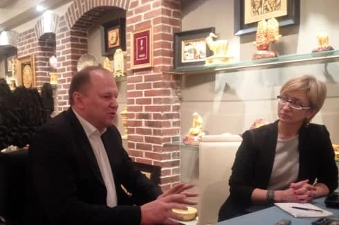 A199a6337ec746064a3cf56a9850e475 006