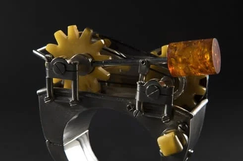 Jacek Baron: bransoleta mechaniczna