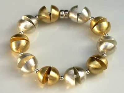 Bransoleta Mariusza Pajączkowskiego