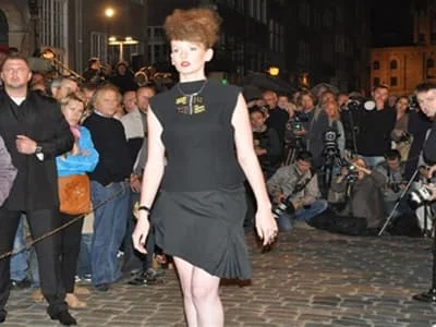 Ebb1939a9e0878bf276d0df329a2624e e52