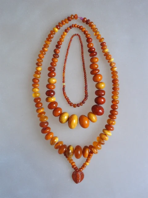 Museum lomza set of necklaces